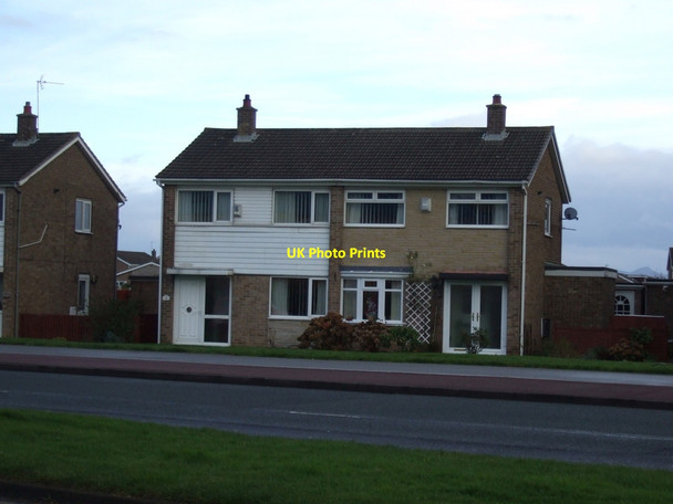 Photo 6"x4" Houses on Ringway, Thornaby-on-Tees Thornaby-on-Tees c2012