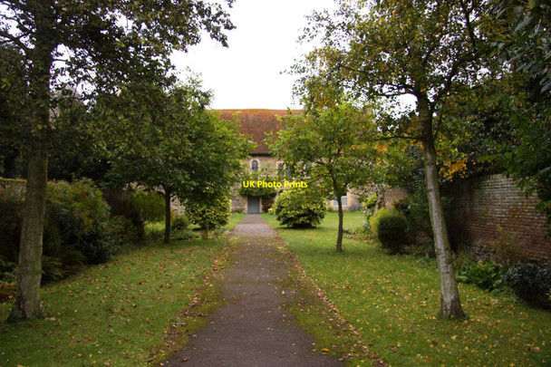 Photo 6"x4" Path to Minster Abbey Minster\/TR3064 c2012