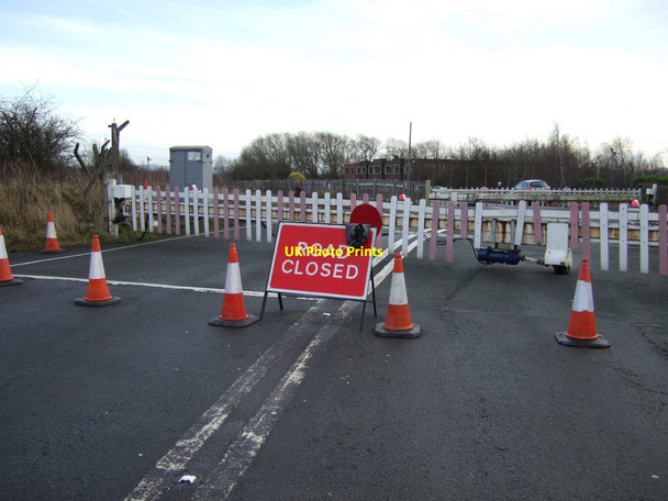 Photo 6"x4" Road closed at Urlay Nook Level Crossing Urlay Nook c2013