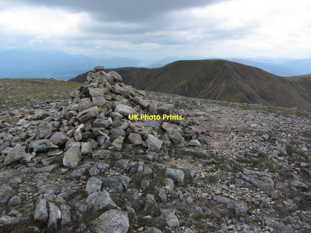 Photo 6"x4" Summit cairn on Meall na Teanga - View to Meall Coire Lochain Meall na Teanga\/NN2292 c2012