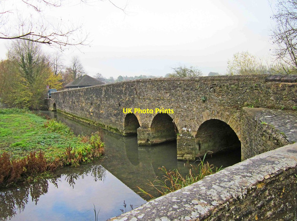 Photo 6"x4" Bridge over the River Windrush at Minster Lovell Little Minster c2011