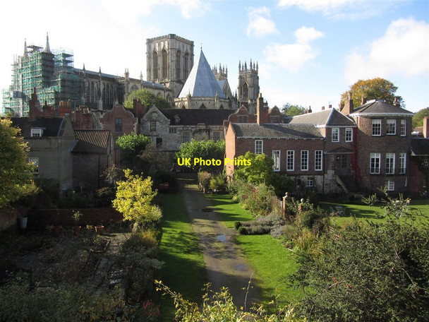 Photo 6"x4" York - View southwest to The Minster from City Walls York\/SE5951 c2012