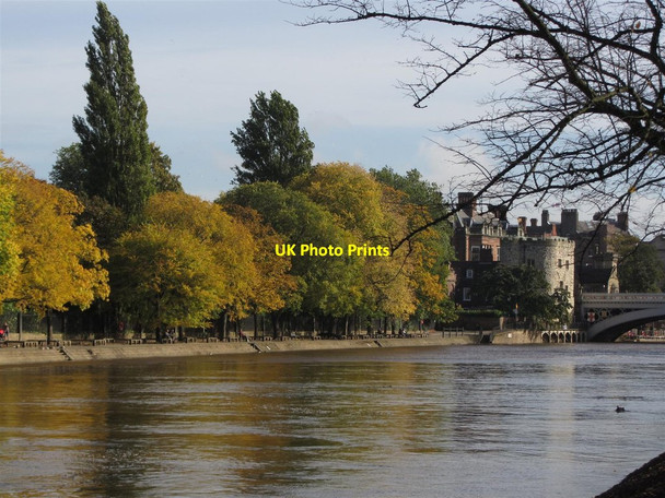 Photo 6"x4" York - the River Ouse above Lendal Bridge & view to Lendal Tower York\/SE5951 c2012