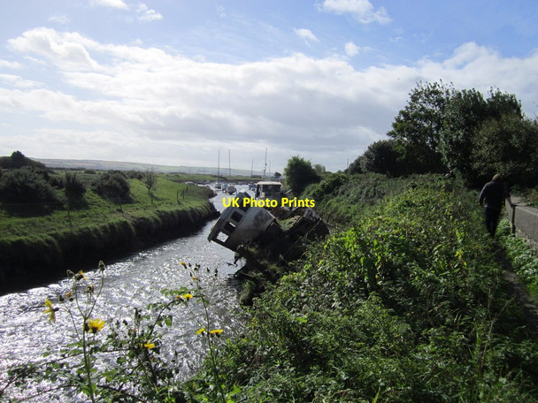 Photo 6"x4" Braunton Pill Velator c2012