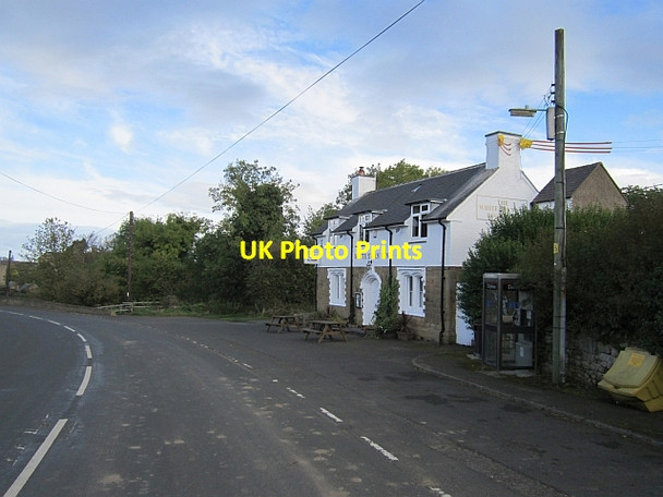 Photo 6"x4" White Swan Inn Warenford c2012
