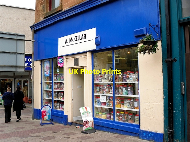 Photo 6"x4" A sweetie shop in Campbeltown Campbeltown c2012