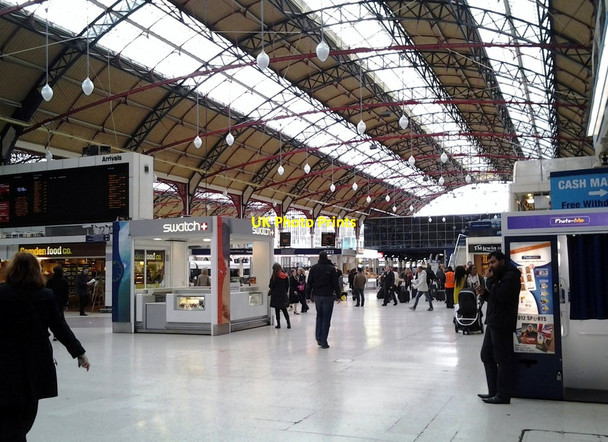 Photo 6"x4" Victoria station (east), London Westminster c2012