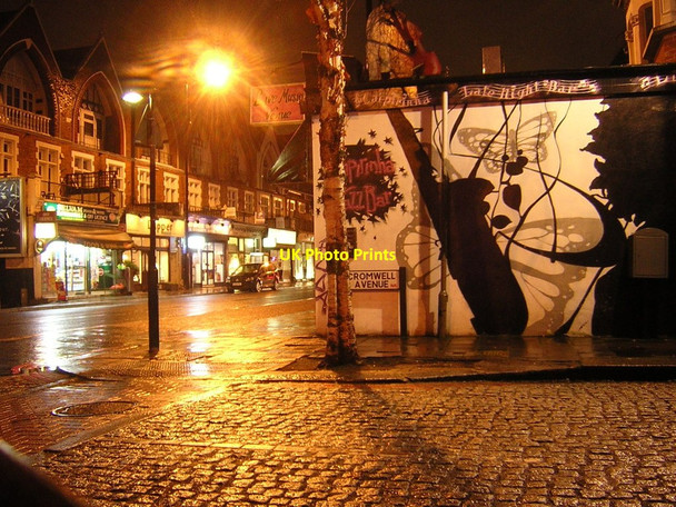 Photo 6"x4" Archway Road, Highgate, with mural on the side of a bar Hampstead\/TQ2685 c2013