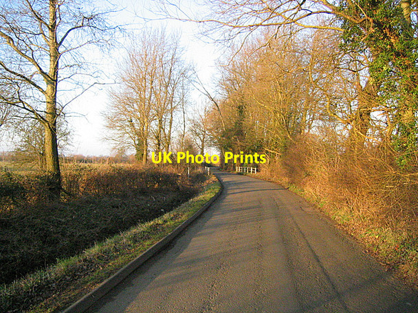 Photo 6"x4" Ickford Road towards Ickford Bridge Draycot c2008