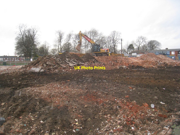 Photo 6"x4" Piling up the rubble Scunthorpe c2013