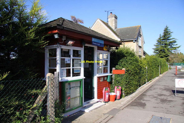 Photo 6"x4" The lock-keeper's cabin at Osney Oxford\/SP5106 c2012