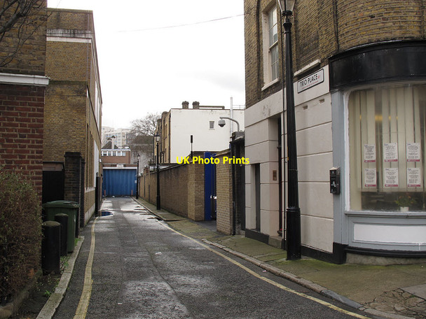 Photo 6"x4" Trio Place, Southwark London c2013