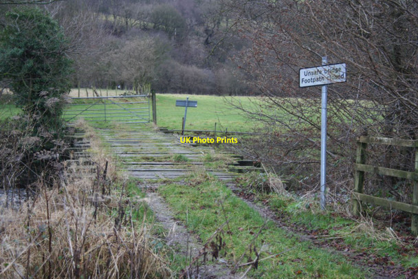 Photo 6"x4" Unsafe bridge Chisworth c2012