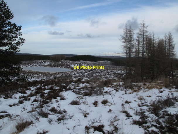 Photo 6"x4" View of the lochan Cas na Smorrach c2013