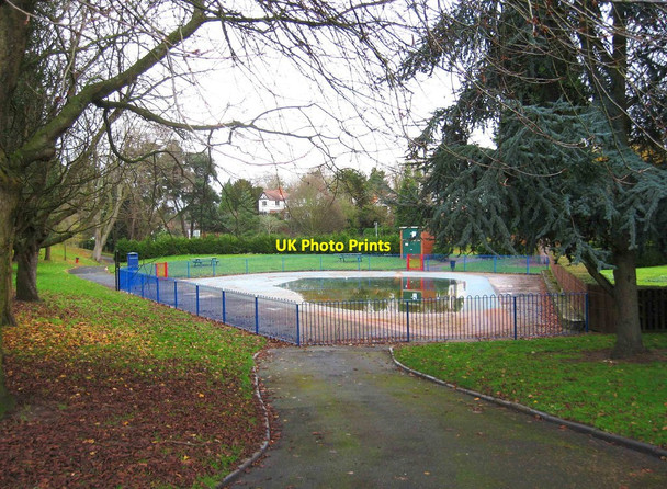 Photo 6"x4" Former paddling pool at Brinton Park (2), Sutton Road, Kidderninster Kidderminster c2012
