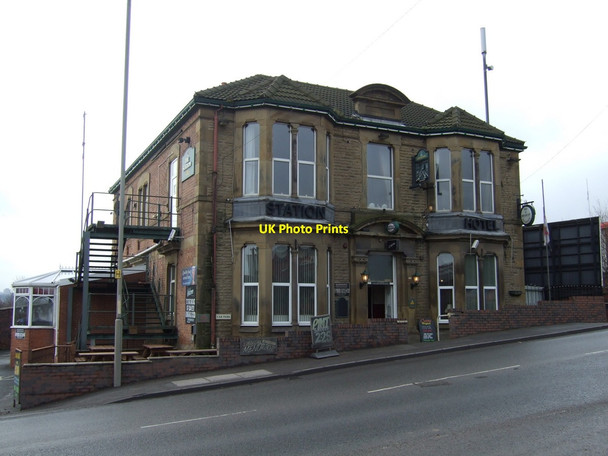 Photo 6"x4" The Station Hotel Rawmarsh c2013