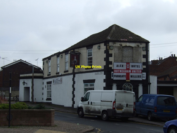 Photo 6"x4" The Alex Hotel, Rawmarsh Rawmarsh c2013