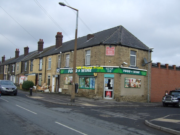 Photo 6"x4" Off licence on Dearne Road Bolton Upon Dearne c2013