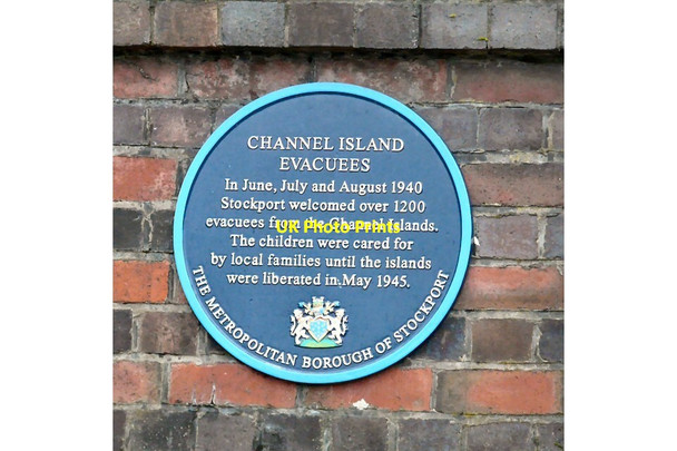 Photo 6"x4" Channel Island Evacuees in Stockport Stockport\/SJ8990 c2013