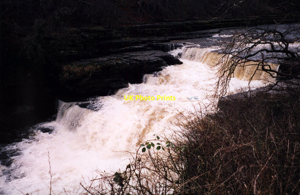 Photo 6"x4" Aysgarth Lower Falls Aysgarth c2000
