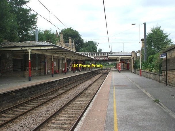 Photo 6"x4" Bingley railway station, Yorkshire Bingley\/SE1139 c2009