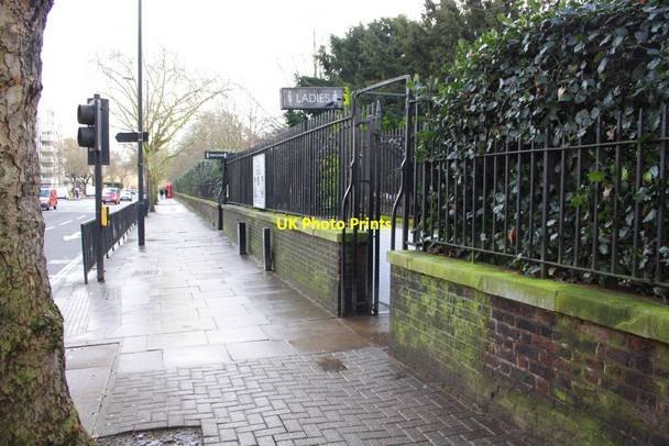 Photo 6"x4" Bayswater Road public conveniences opposite Queensway Kensington\/TQ2579 c2013
