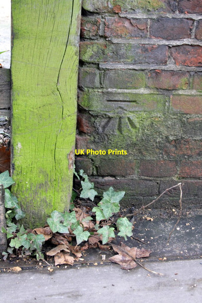 Photo 6"x4" Benchmark on Campden Hill Road wall Kensington\/TQ2579 c2013