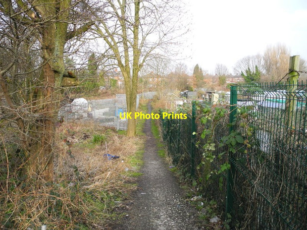 Photo 6"x4" Stamford Road to Guide Bridge footpath Denton\/SJ9295 c2013