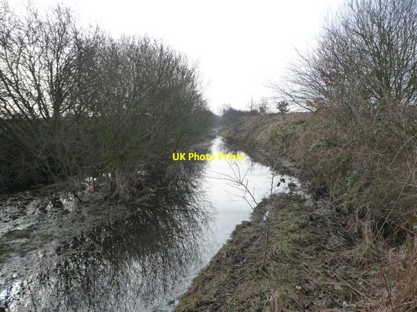 Photo 6"x4" Flooded former railway cutting, south of Lee Lane Royston\/SE3511 c2013