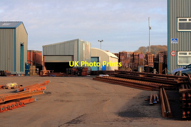 Photo 6"x4" Rail Stockyard Hetton-Le-Hole c2013