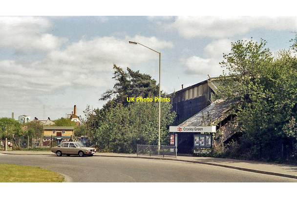 Photo 6"x4" Entrance to Croxley Green station, 1984 Watford\/TQ1097 c1984