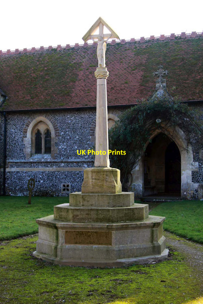 Photo 6"x4" The War Memorial in West Ilsley West Ilsley c2013