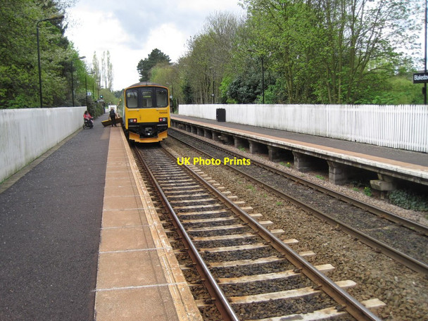 Photo 6"x4" Blakedown railway station, Worcestershire Blakedown c2010