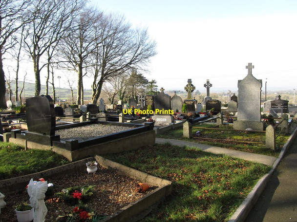 Photo 6"x4" The grave yard at St Patrick's Clonallon, Mayobridge Mayobridge c2013