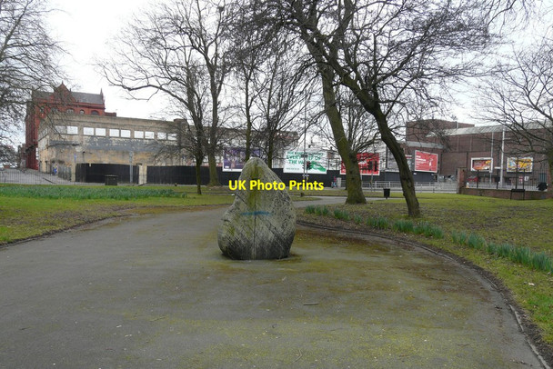 Photo 6"x4" Glacial erratic in Ardwick Green Manchester c2013