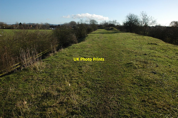 Photo 6"x4" Disused railway embankment Tewkesbury c2009