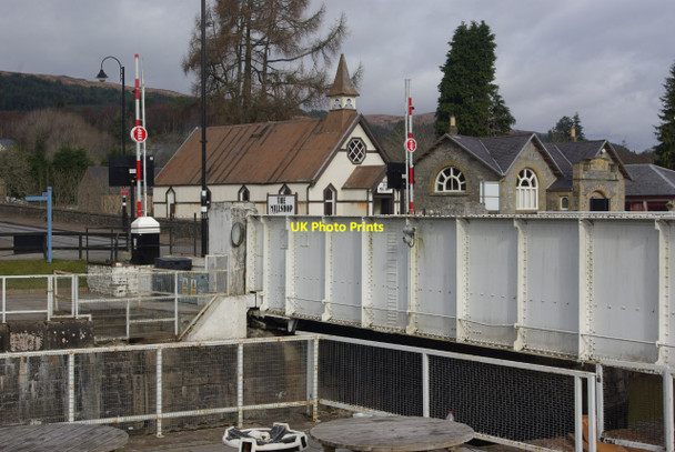 Photo 6"x4" Fort Augustus swing bridge Fort Augustus c2013
