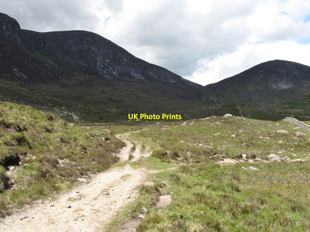 Photo 6"x4" Sandy Brae meandering its way upwards towards the Windy Gap Attical c2011