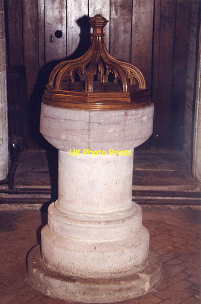 Photo 6"x4" St Faith, Bacton - Font Bacton\/SO3632 c1998