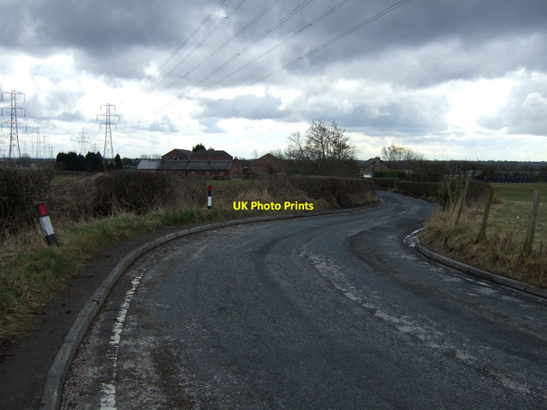 Photo 6"x4" A twisty Bradley Fold Road Little Lever c2013