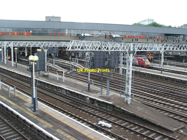 Photo 6"x4" London Euston railway station London c2008