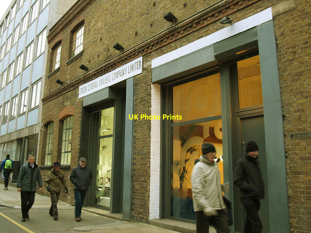 Photo 6"x4" Detail of LGOC building, Britannia Street London c2013