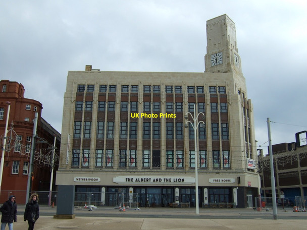Photo 6"x4" The Albert and the Lion pub, Blackpool Blackpool\/SD3136 c2013