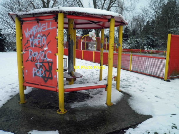 Photo 6"x4" Youth shelter Broomhill Park Broomhill\/SE4102 c2013