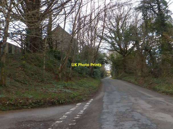 Photo 6"x4" Farm buildings in the wood at Fletchersbridge Fletchersbridge c2013