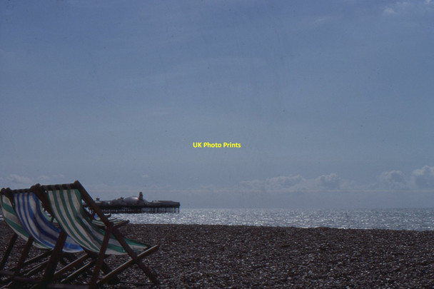 Photo 6"x4" Brighton beach and Palace Pier Kemp Town c1990