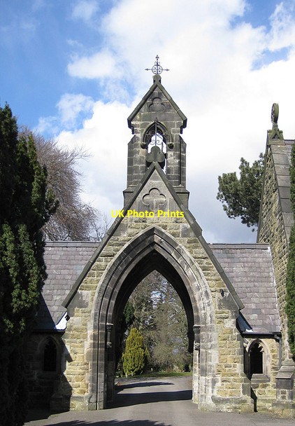 Photo 6"x4" Arch between the Cemetery Chapel and the Chapel of Rest Malton\/SE7871 c2013