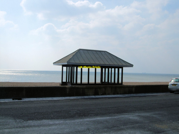 Photo 6"x4" Shelter on Seaford Seafront Seaford c2013