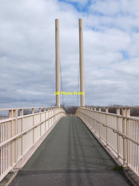 Photo 6"x4" Footbridge over the M621 Leeds\/SE3034 c2013