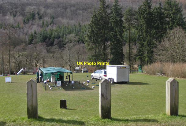 Photo 6"x4" Birds of prey Low Dalby c2013
